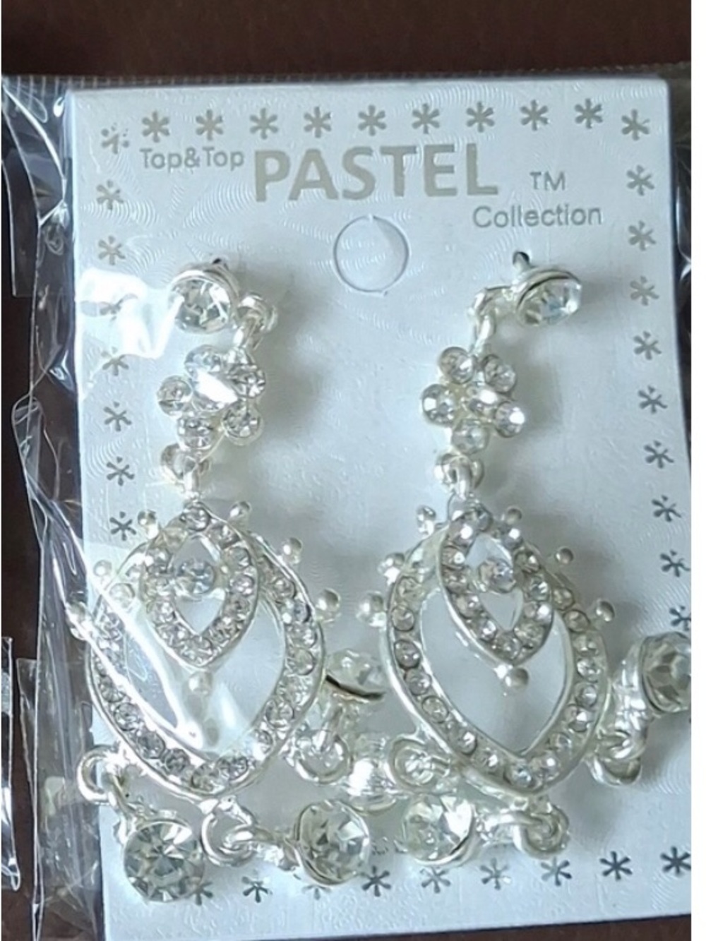 Pastels Clothing Silver Crystal Teardrop Dangle Earrings